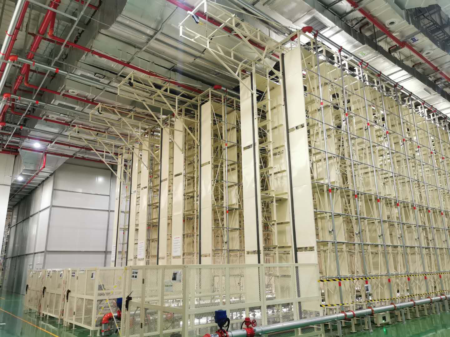 新能源自动化立体仓库：连接产业链的J9九游会游戏(j9九游平台)w66稳定版枢纽